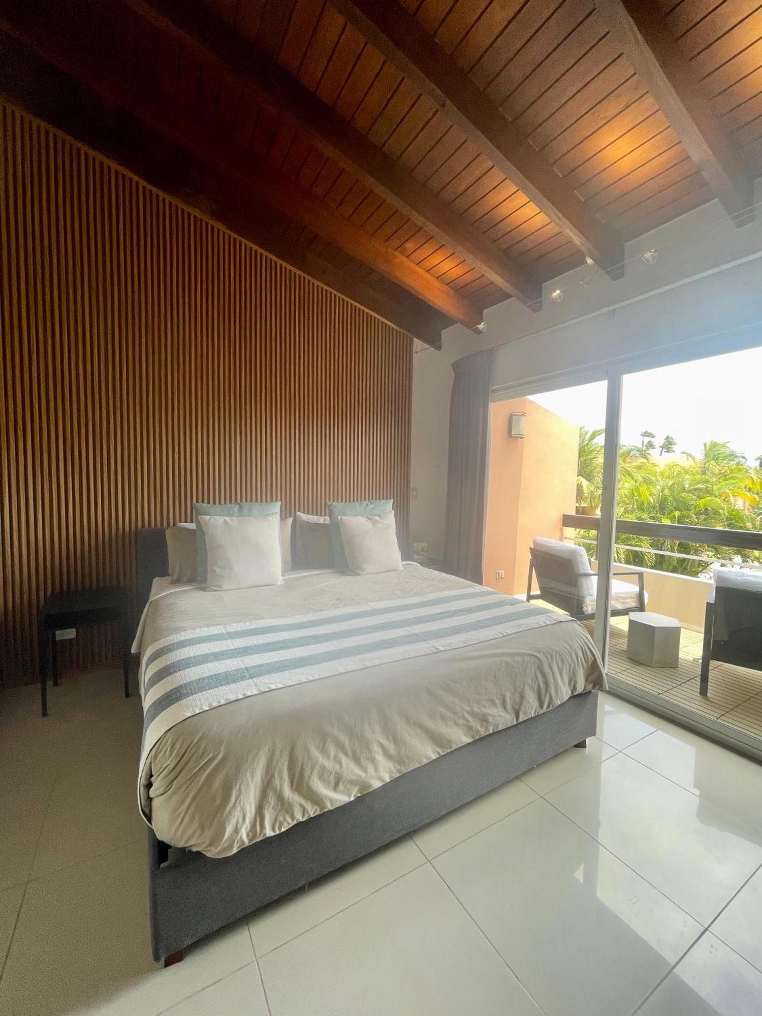 Eagle Beach Luxury House, Walking Distance To The Beach Palm Beach Kültér fotó